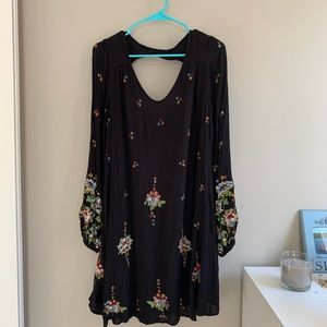 Free people black long sleeve shift dress